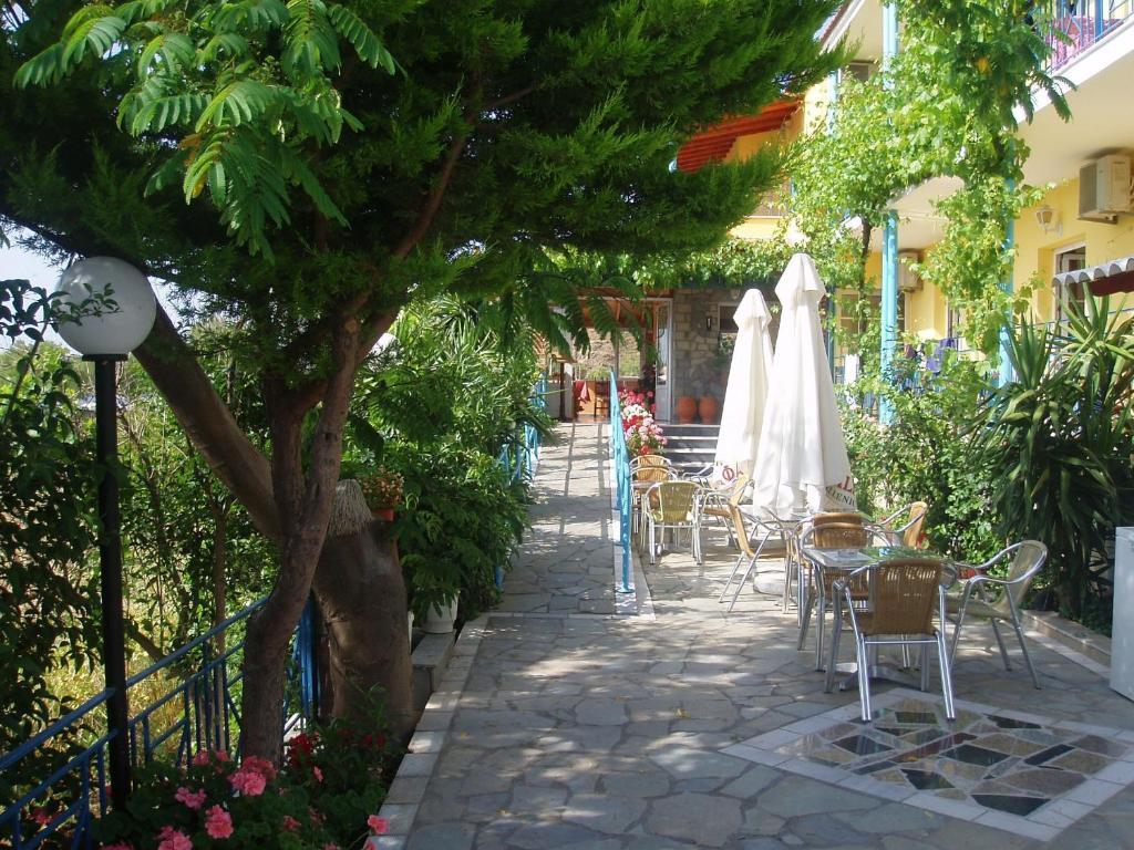 Anaxos Hotel Экстерьер фото